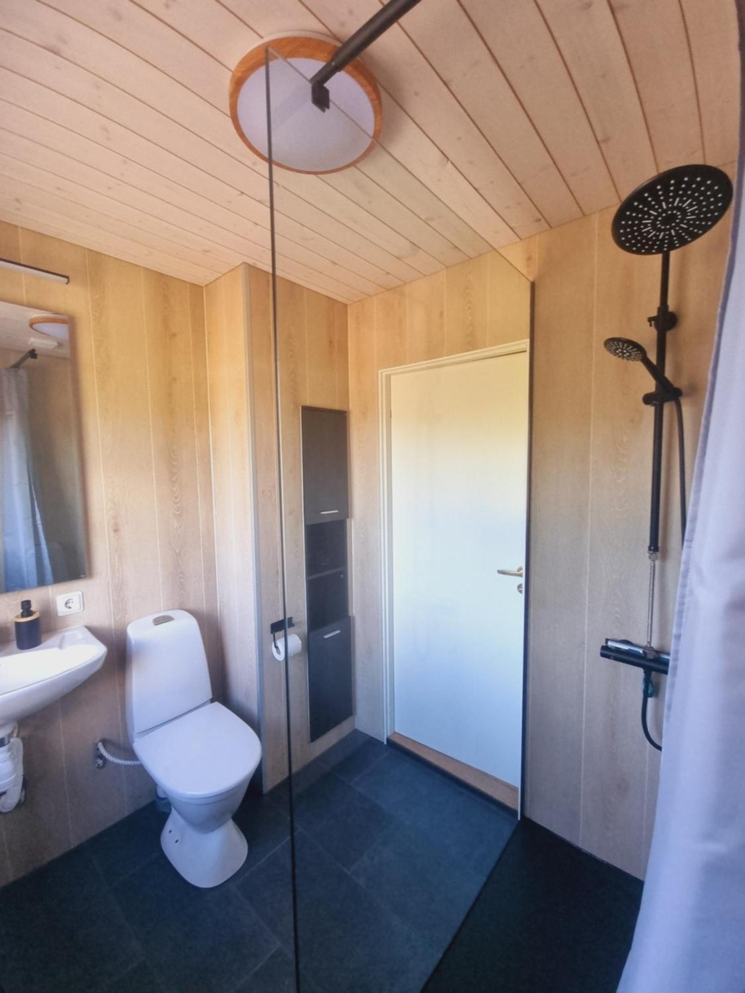 Elch Zimmer Wilderness Life Arvidsjaur Ngoại thất bức ảnh